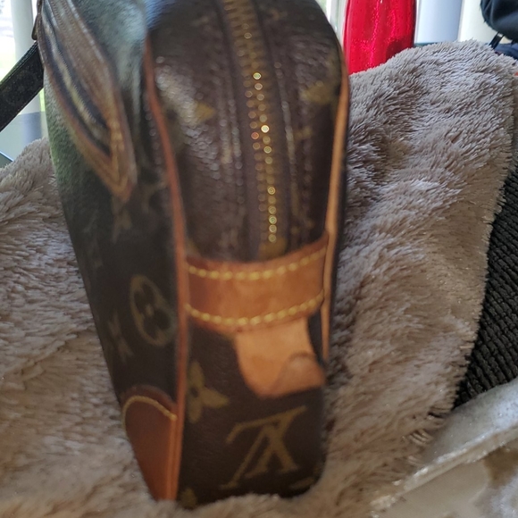 *Sold*Louis Vuitton Marly Dragonne GM - Picture 4 of 12